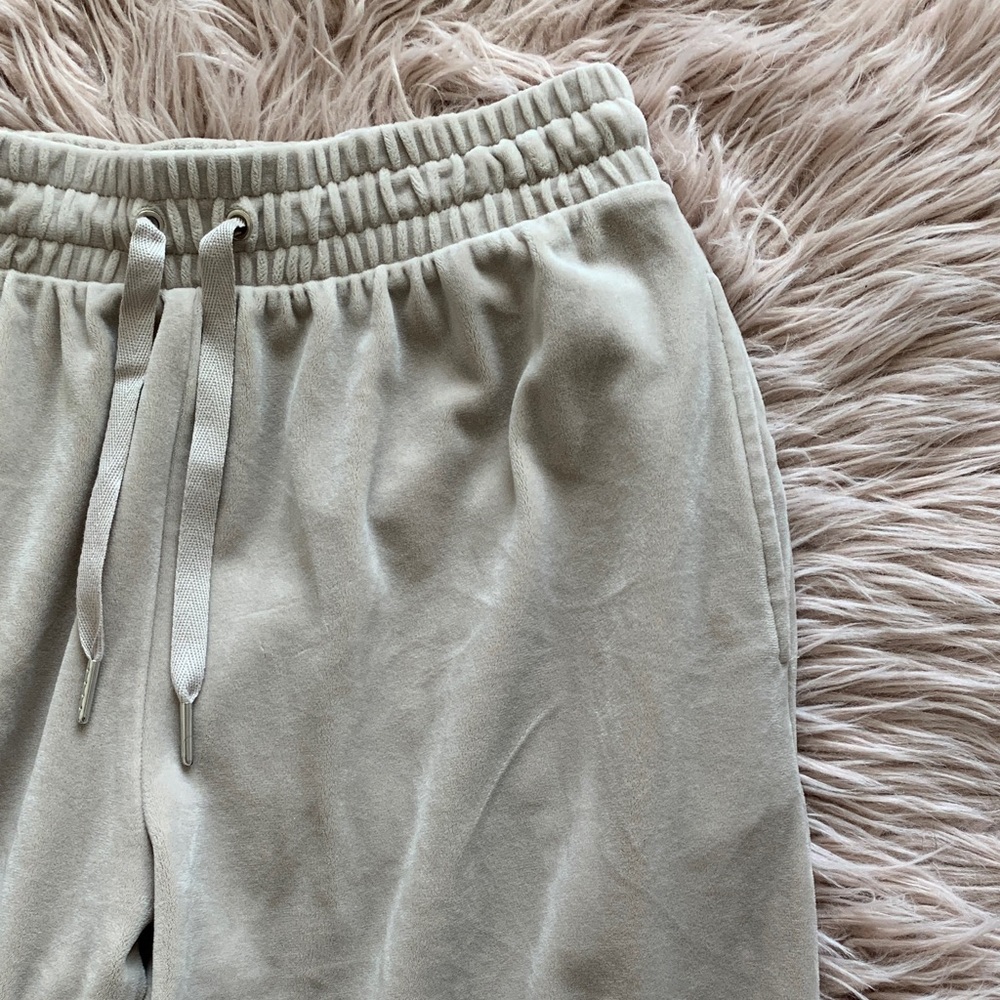 Forever 21 Women’s Beige Velvet Sweats - Picture 5 of 11